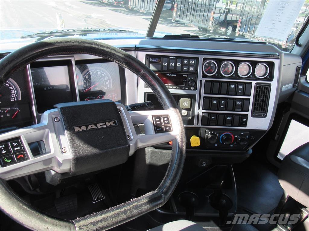 Mack PI64T Влекачи