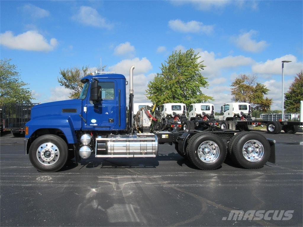 Mack PI64T Влекачи