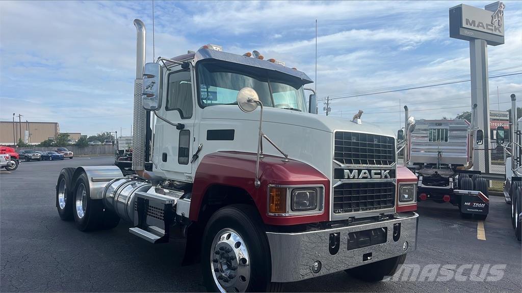 Mack PI64T Влекачи