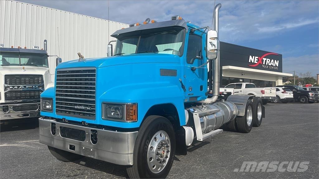 Mack PI64T Влекачи