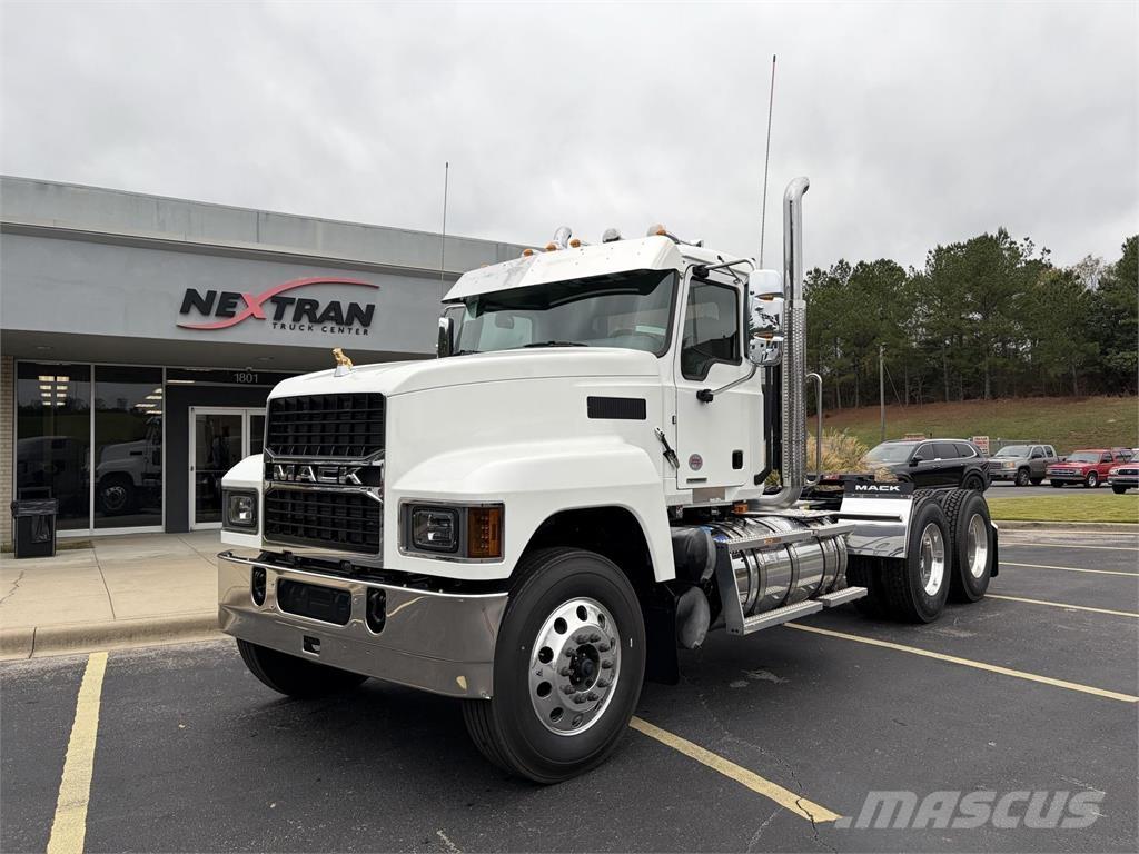 Mack PI64T Влекачи