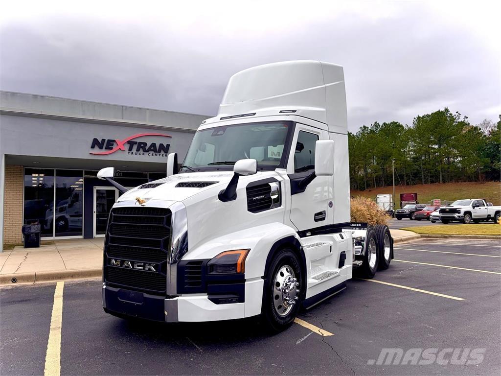 Mack PR64T Влекачи