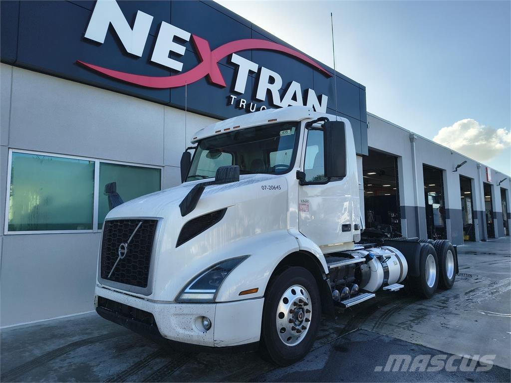 Mack VNR64T300 Влекачи