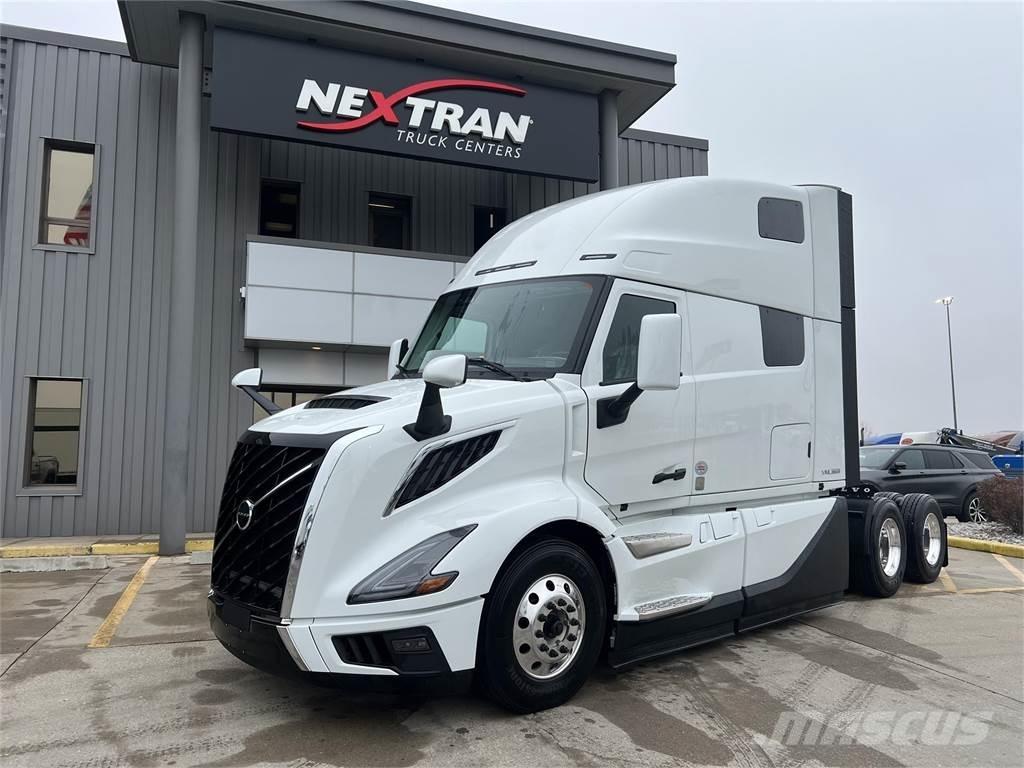 Volvo NEW VNL860 Влекачи