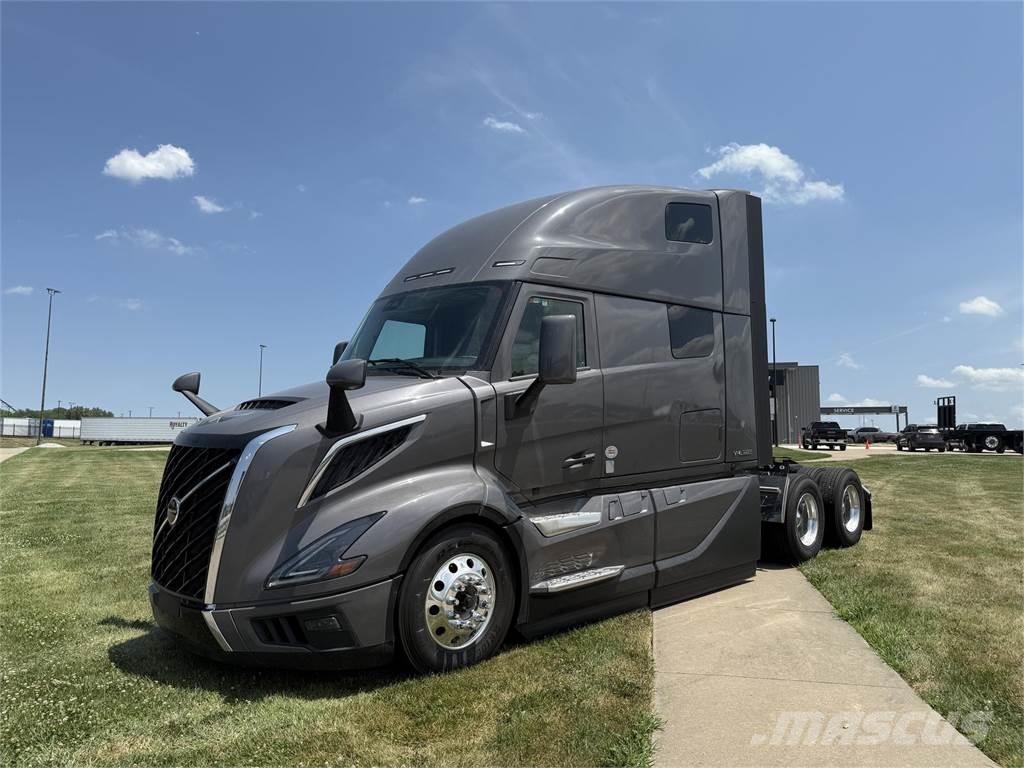 Volvo NEW VNL860 Влекачи