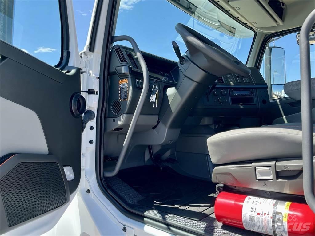 Volvo VHD64FT300 Влекачи