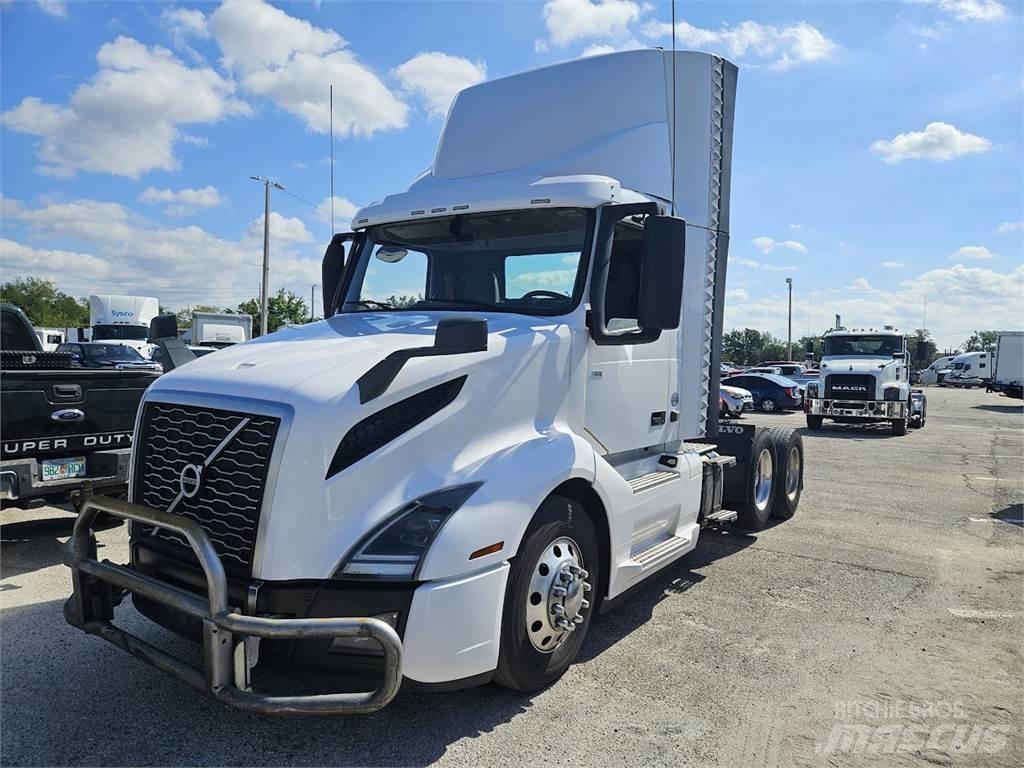 Volvo VNL62T300 Влекачи