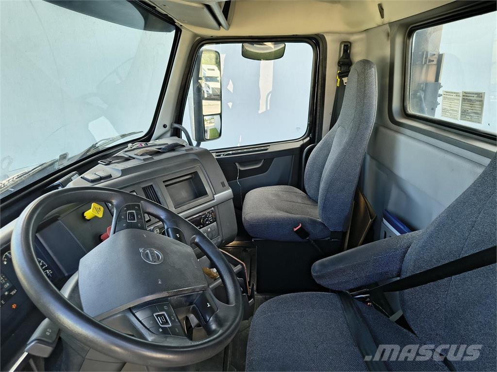 Volvo VNL64T300 Влекачи