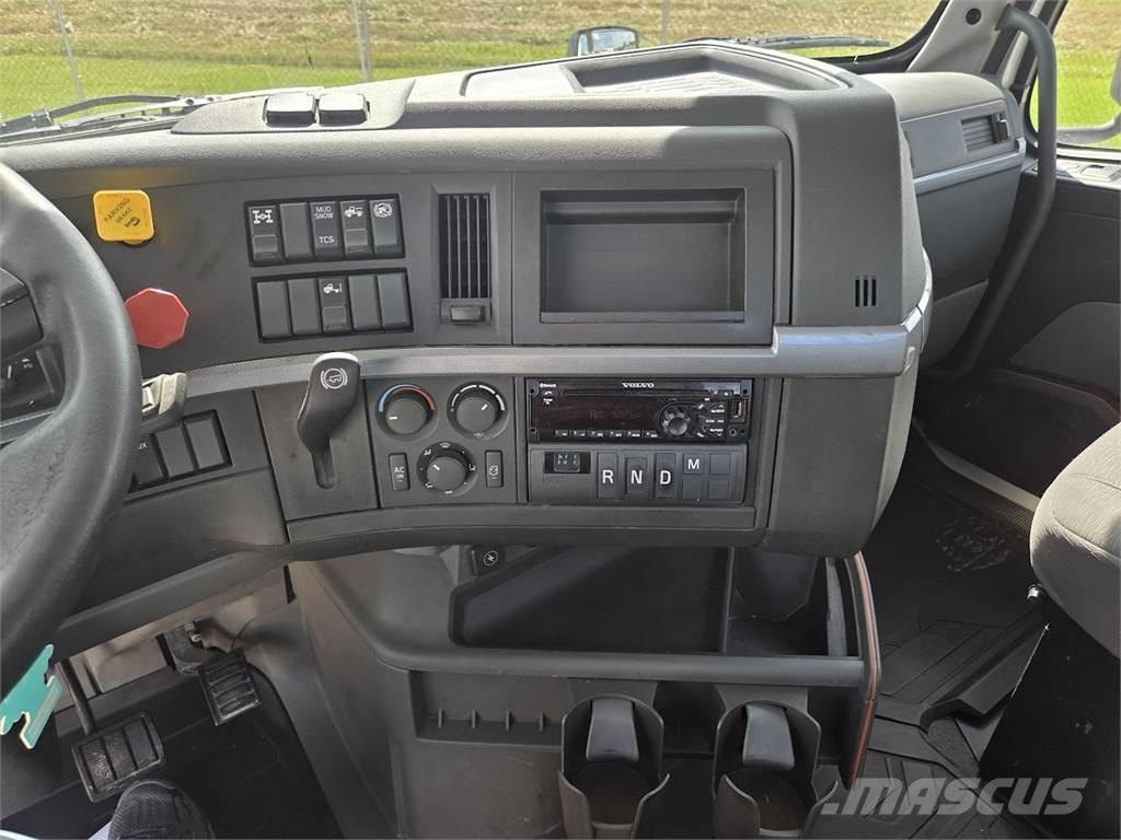 Volvo VNL64T300 Влекачи