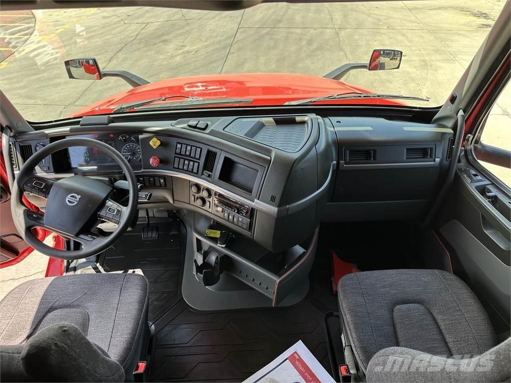 Volvo VNL64T760 Влекачи