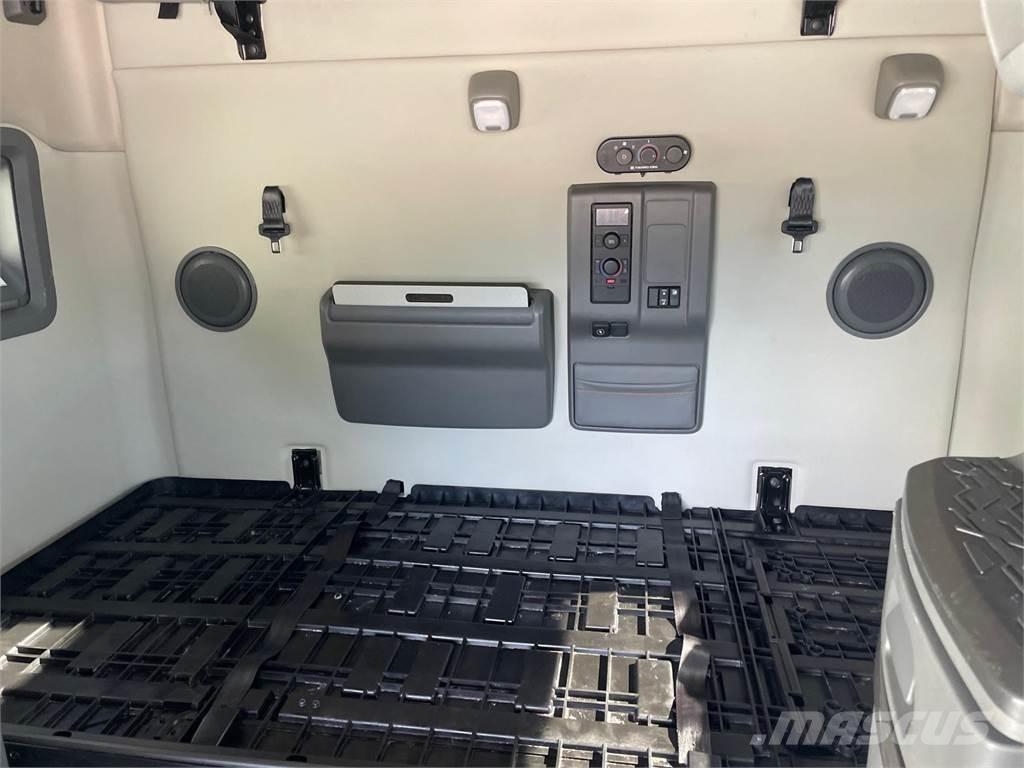 Volvo VNL64T760 Влекачи