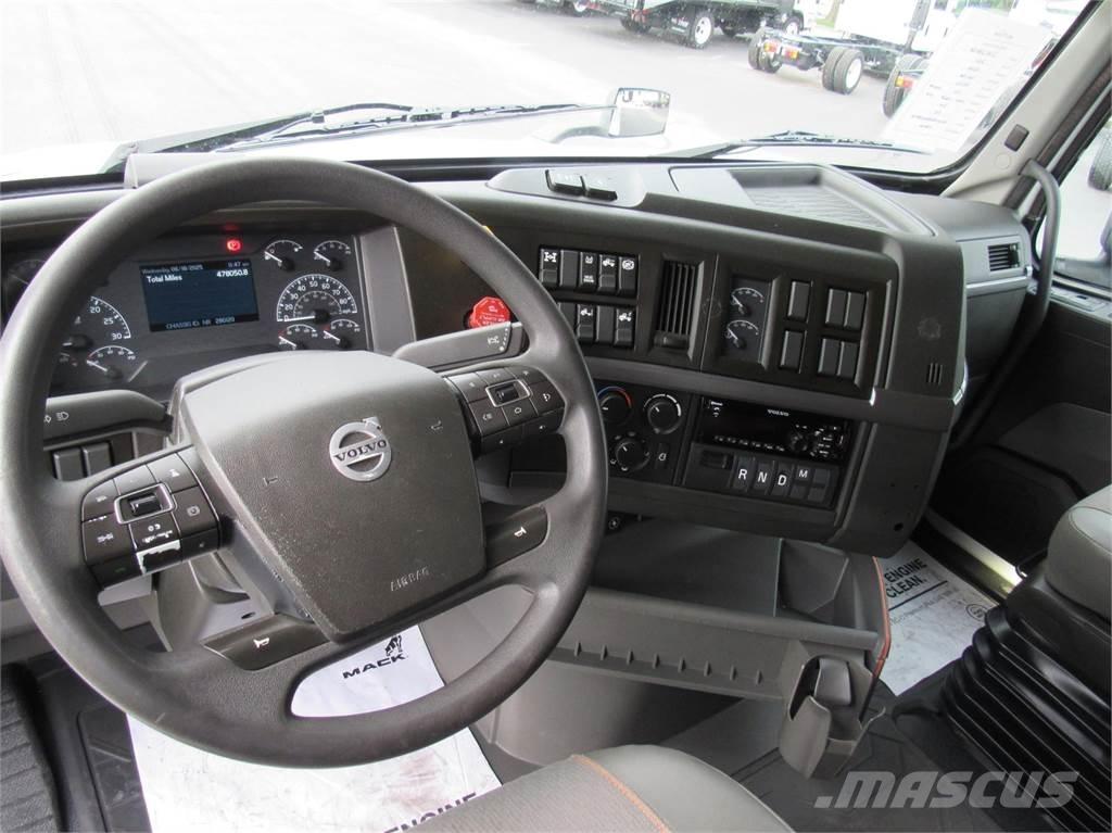 Volvo VNL64T760 Влекачи