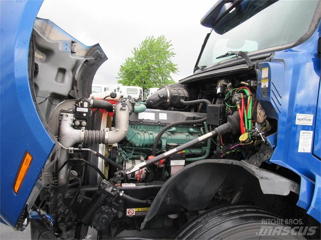 Volvo VNL64T760 Влекачи