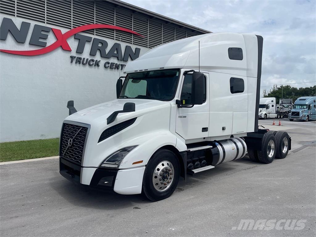 Volvo VNL64T760 Влекачи