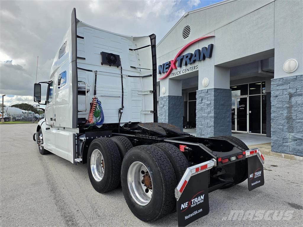 Volvo VNL64T760 Влекачи