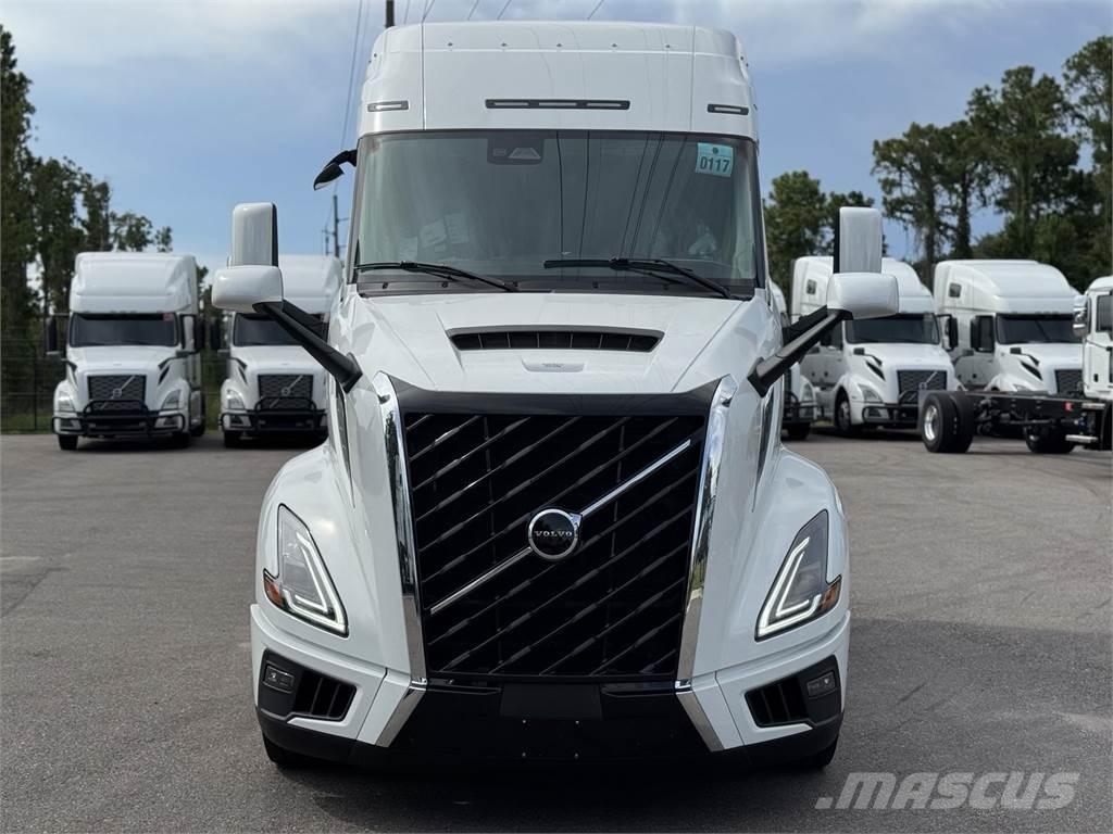 Volvo VNL64T840 Влекачи
