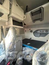 Volvo VNL64T860 Влекачи