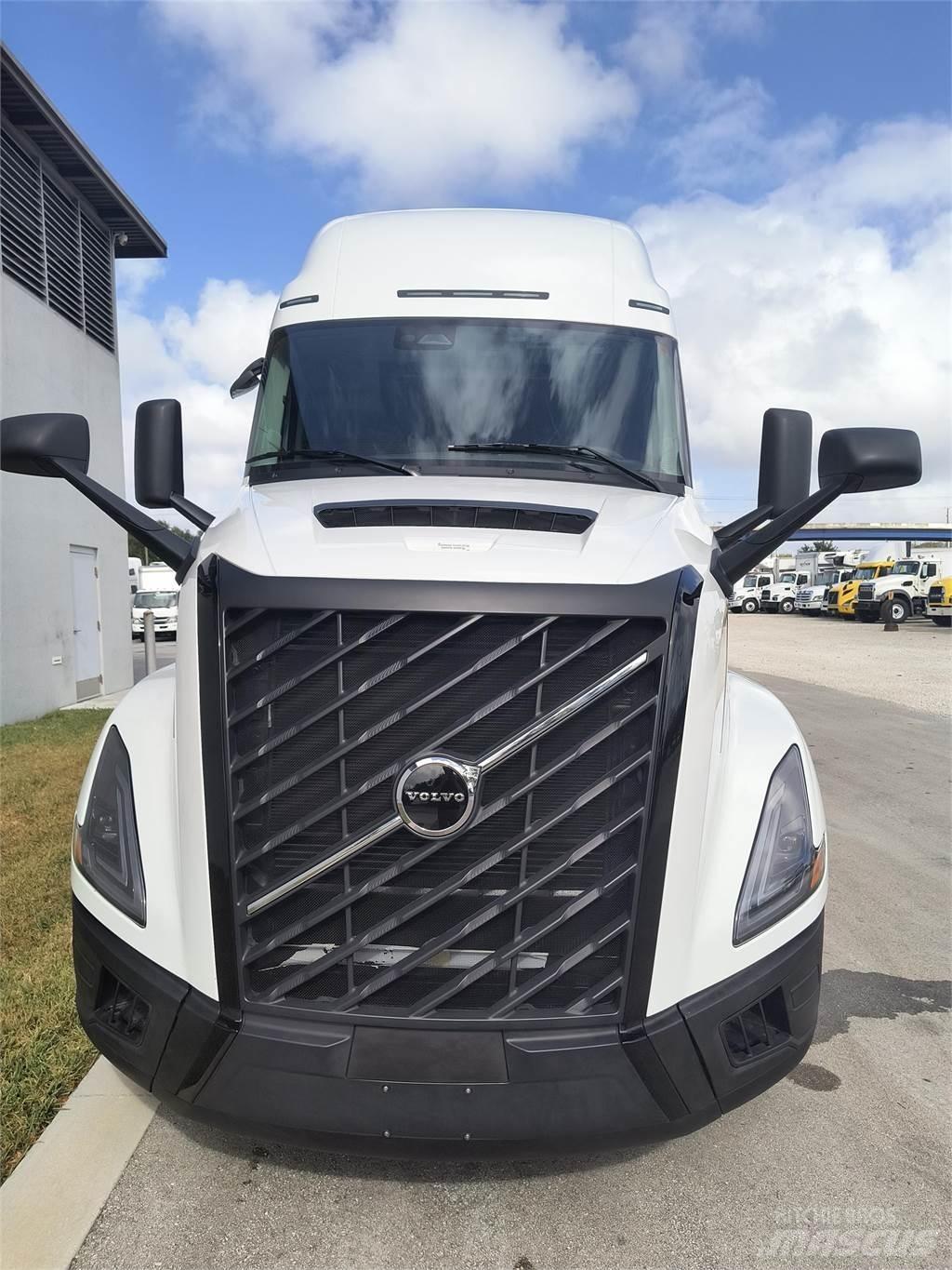 Volvo VNL64T860 Влекачи