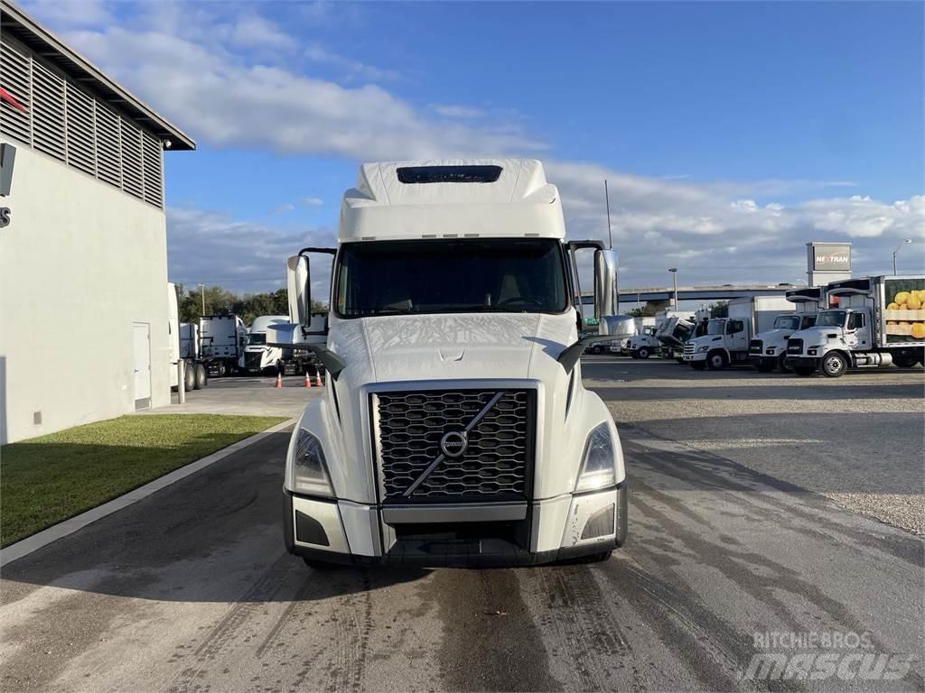 Volvo VNL64T860 Влекачи