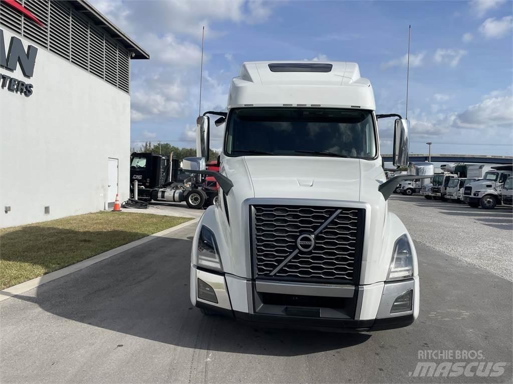 Volvo VNL64T860 Влекачи