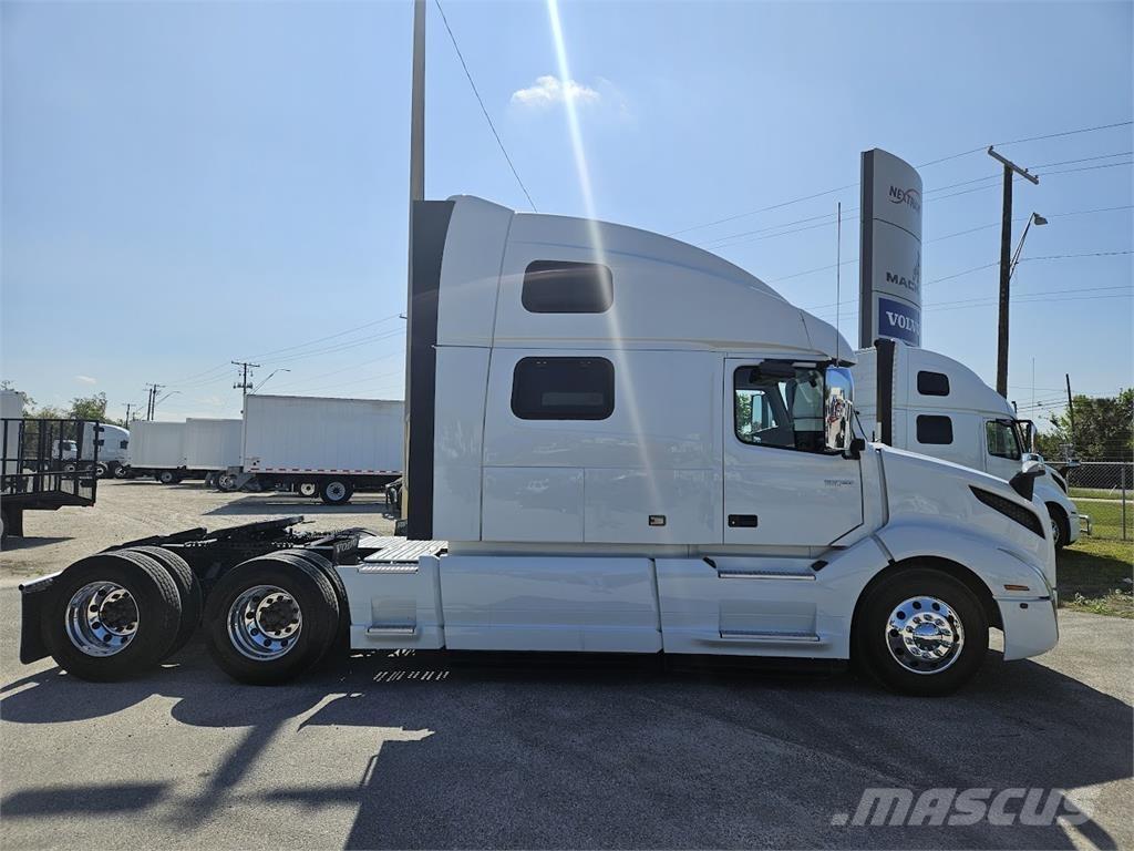 Volvo VNL64T860 Влекачи