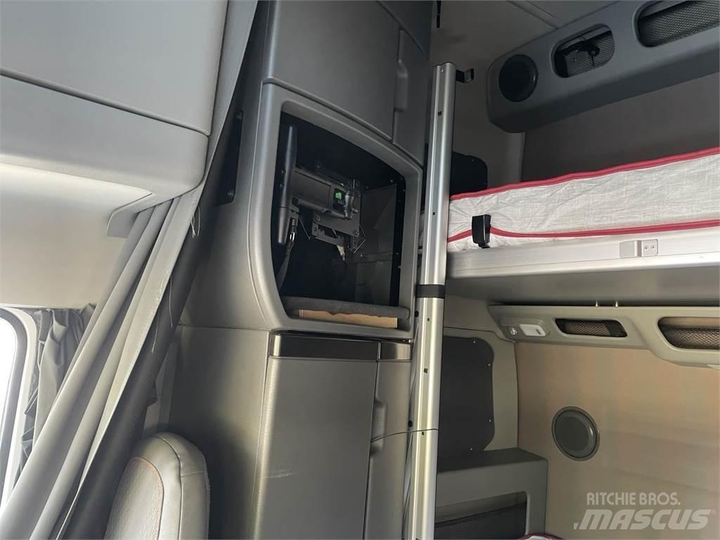 Volvo VNL64T860 Влекачи
