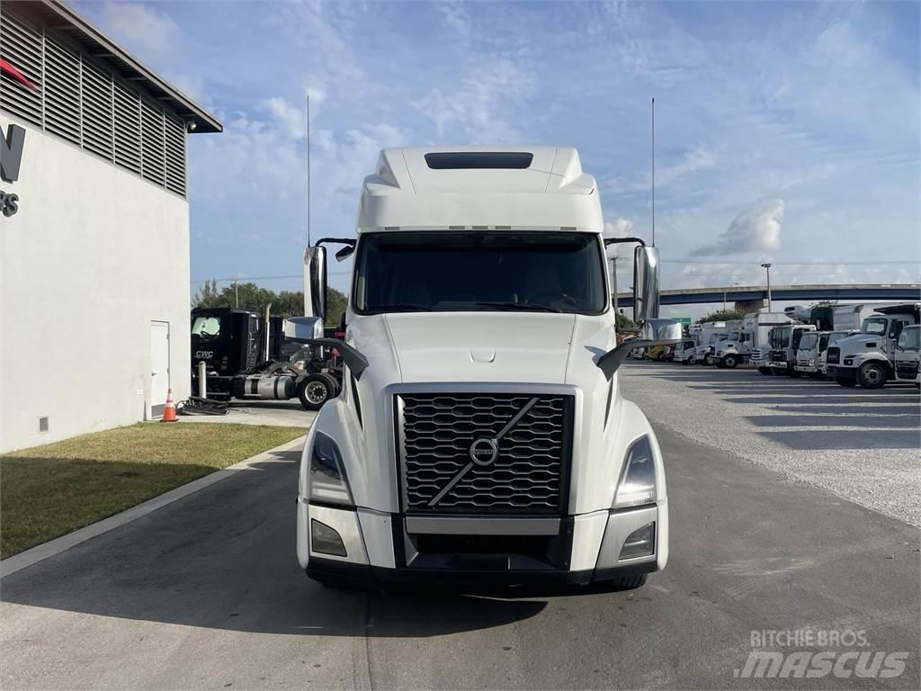 Volvo VNL64T860 Влекачи