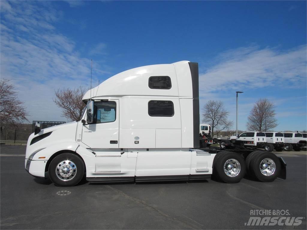 Volvo VNL64T860 Влекачи