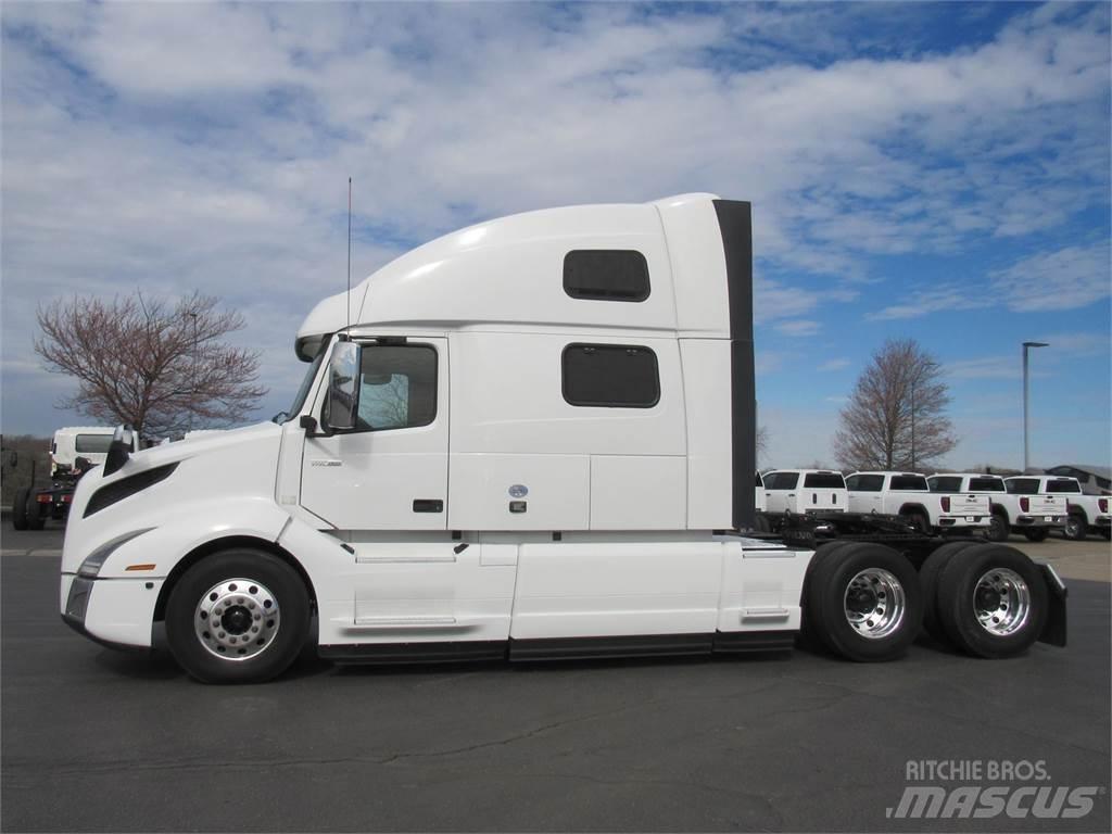 Volvo VNL64T860 Влекачи