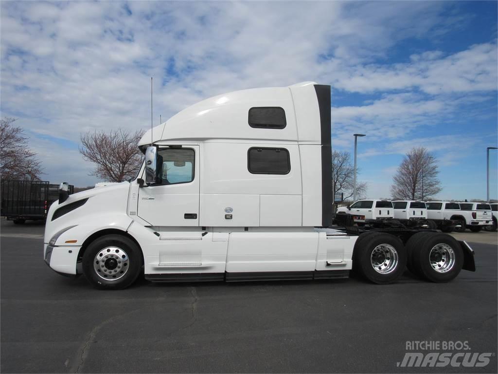 Volvo VNL64T860 Влекачи