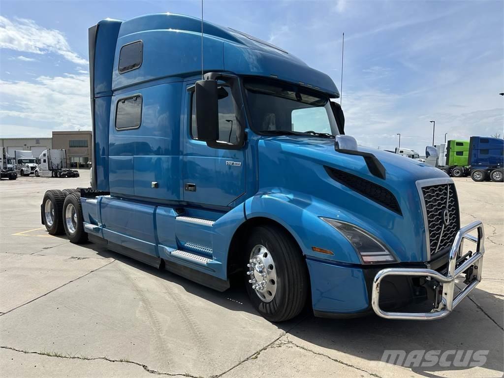 Volvo VNL64T860 Влекачи
