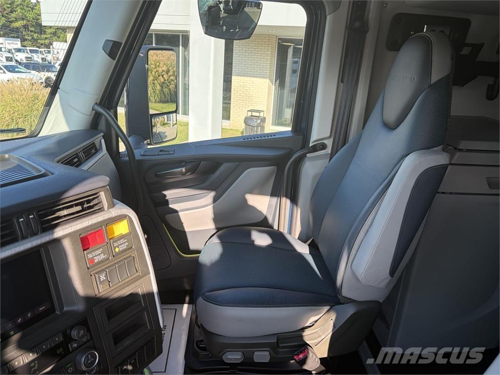 Volvo VNL64T860 Влекачи