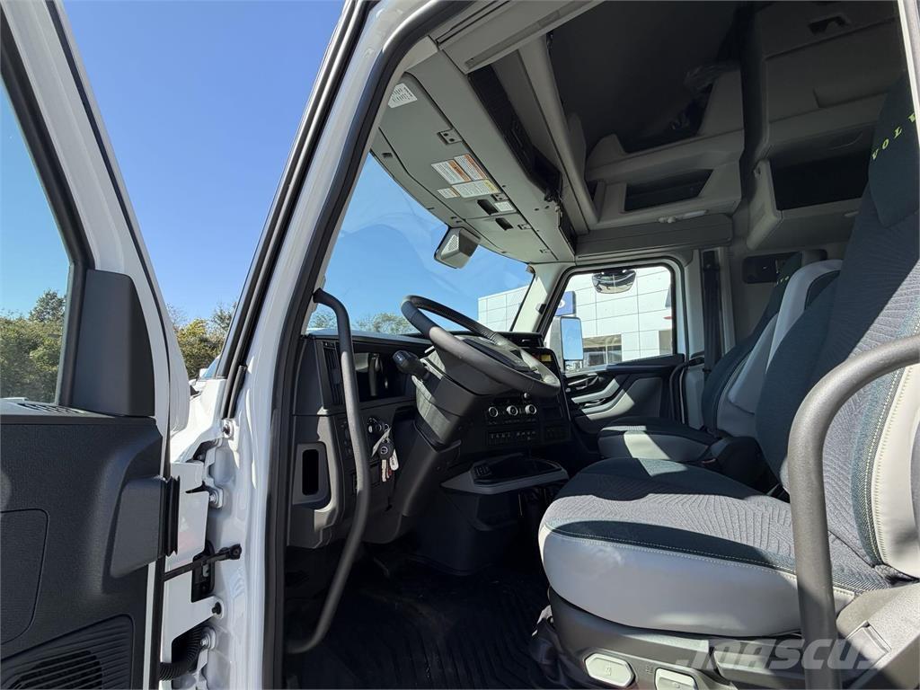 Volvo VNL64T860 Влекачи