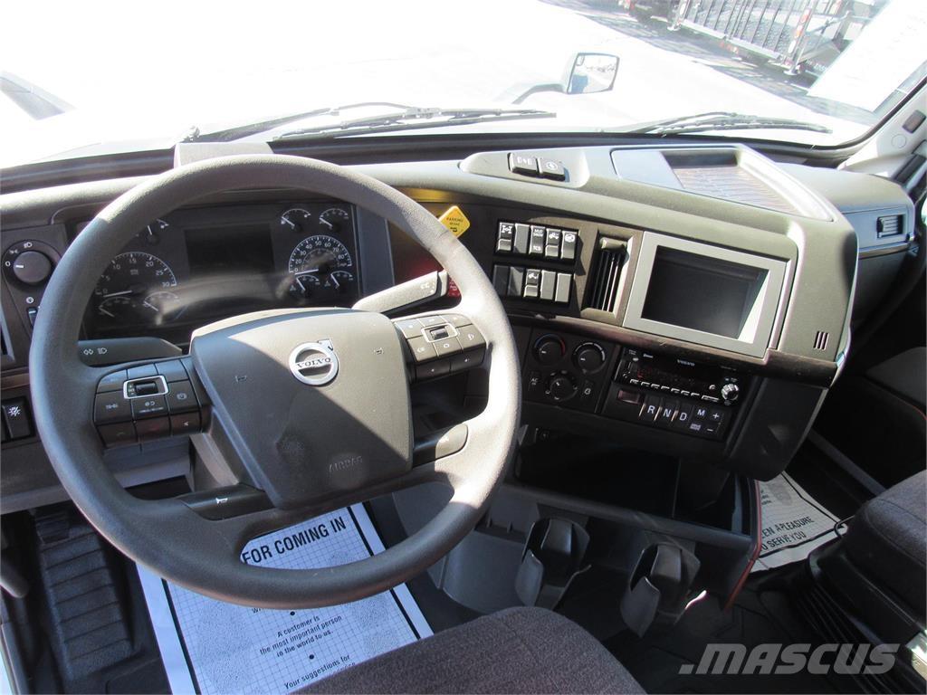 Volvo VNL64T860 Влекачи