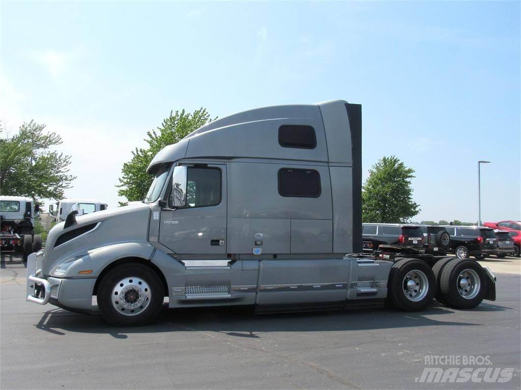 Volvo VNL860 Влекачи