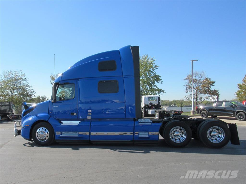 Volvo VNL860 Влекачи