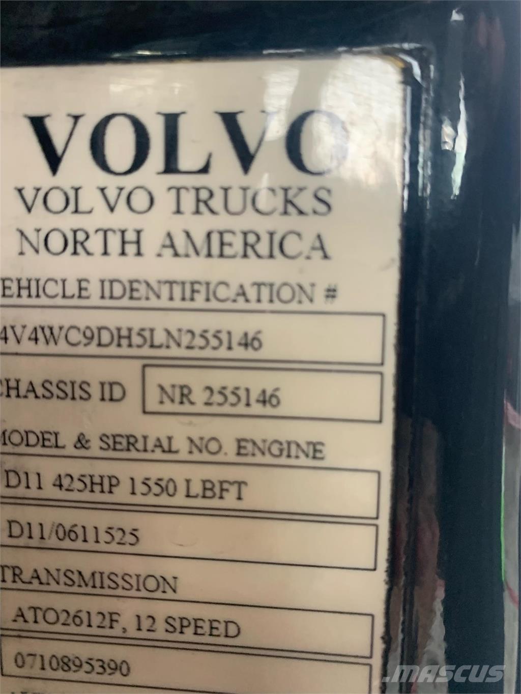Volvo VNR64T Влекачи