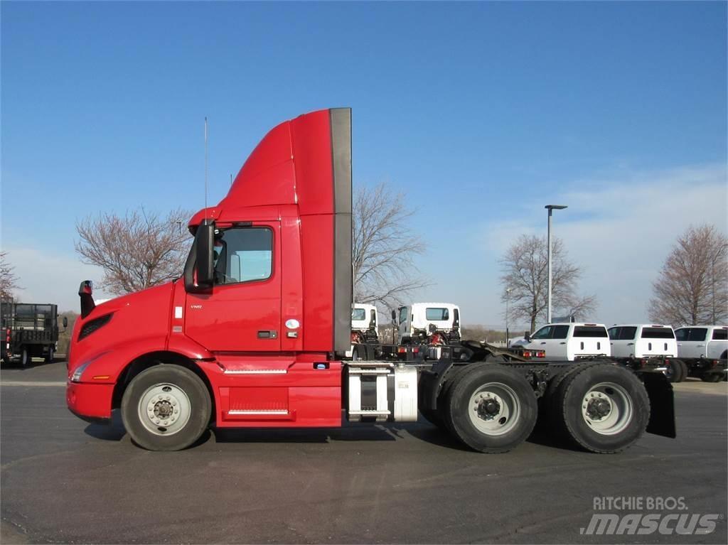 Volvo VNR64T300 Влекачи