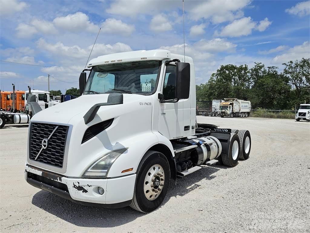 Volvo VNR64T300 Влекачи