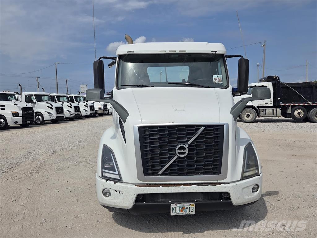 Volvo VNR64T300 Влекачи