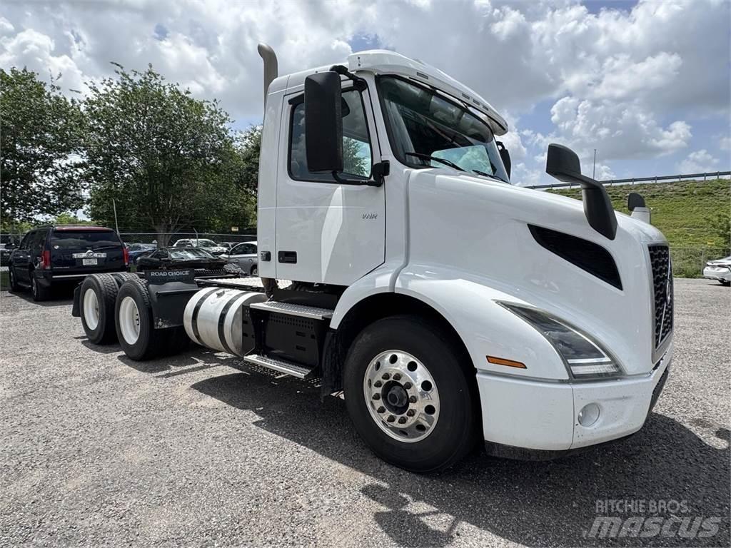 Volvo VNR64T300 Влекачи