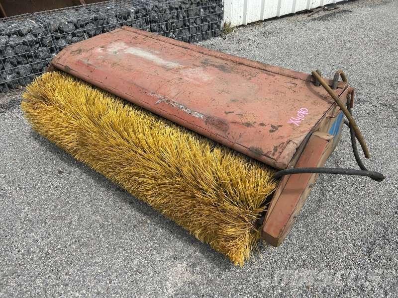  AUTRE 1700mm Камиони за почистване