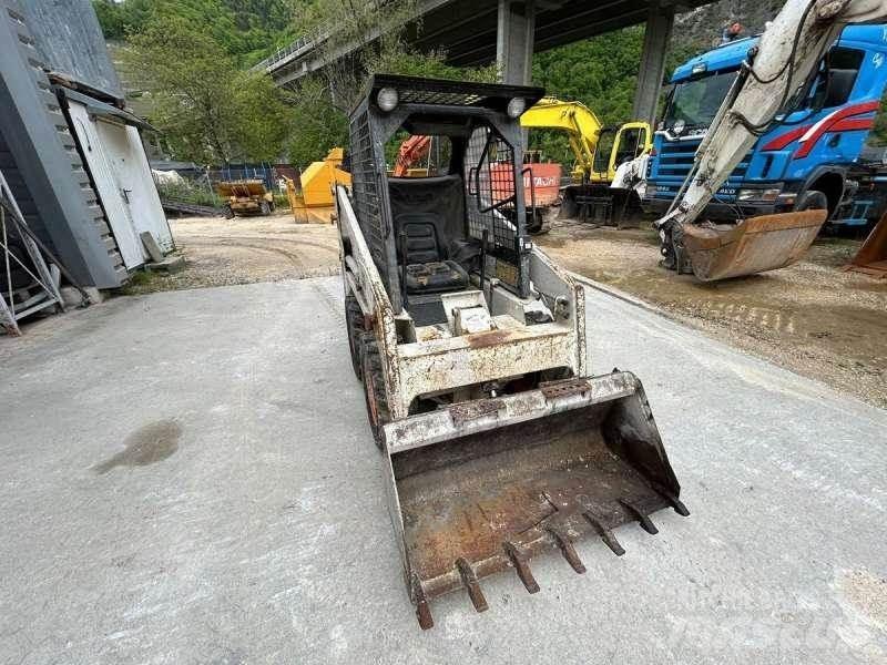 Bobcat 543 Мини товарачи