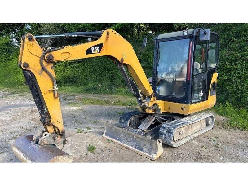 CAT 302.5C Мини екскаватори < 7 т