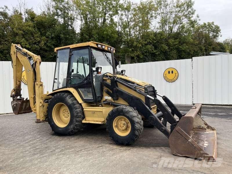 CAT 428C Товарач със заден ексватор