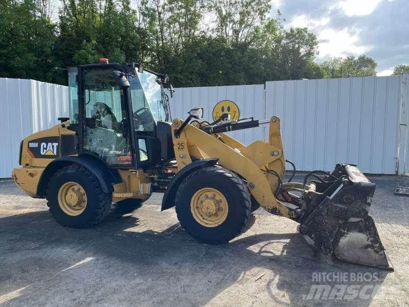 CAT 906H Мини товарачи