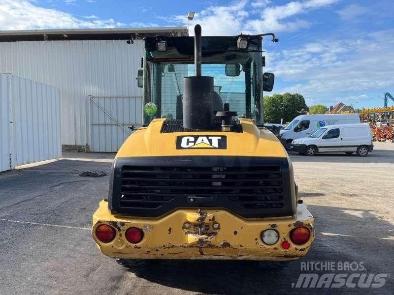 CAT 906H Мини товарачи