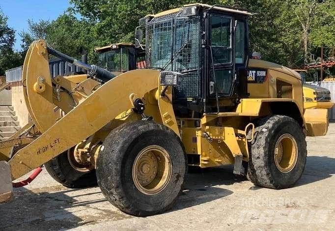 CAT 938M Колесни товарачи