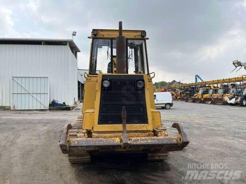 CAT 943 Верижен товарач