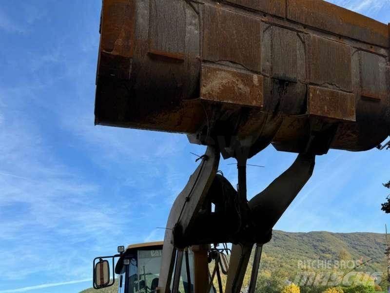 CAT 950G Колесни товарачи